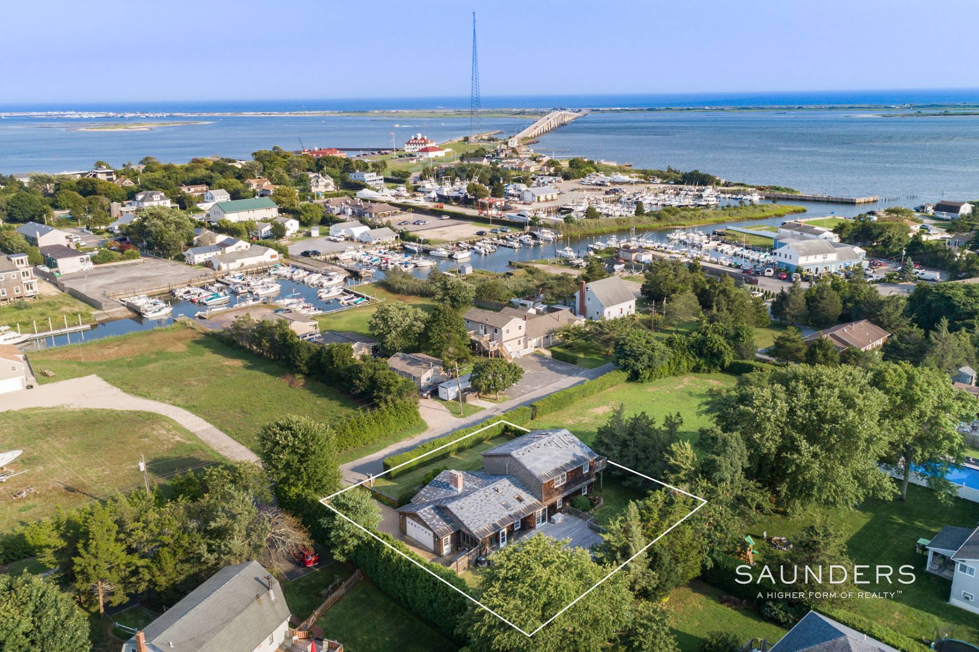 Hamptons Real Estate Saunders & Associates Shelter Island Real Estate